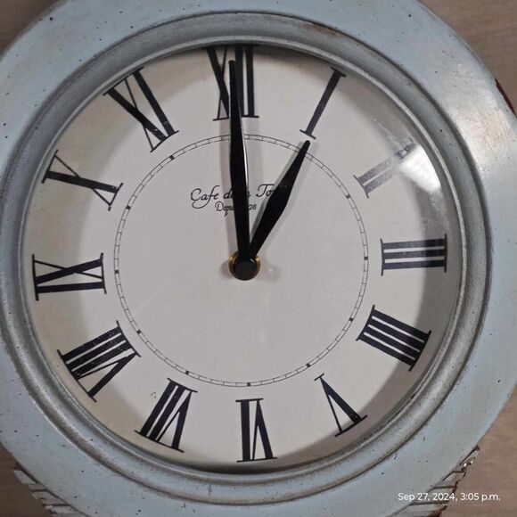 Stunning Pier one clock ornate flower birds battery operated alice in wonderland - Picture 6 of 16